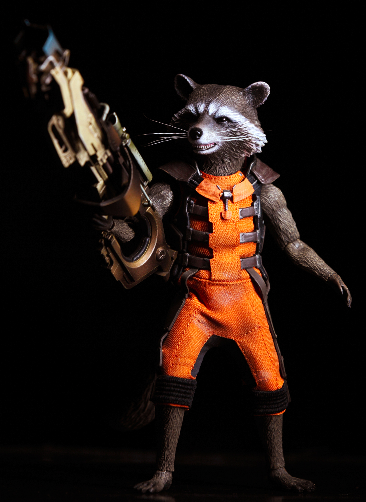 hottoys-guardians-of-the-galaxy-rocket-&-groot-set-picture11