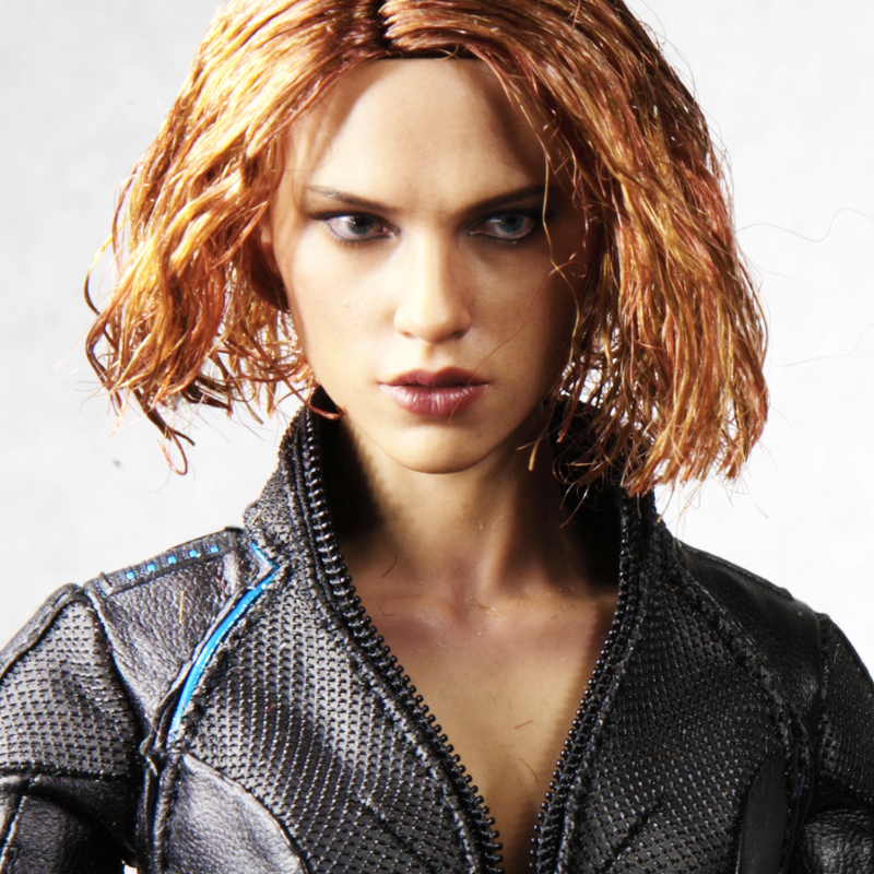hottoys-avengers-age-of-ultron-black-widow-image